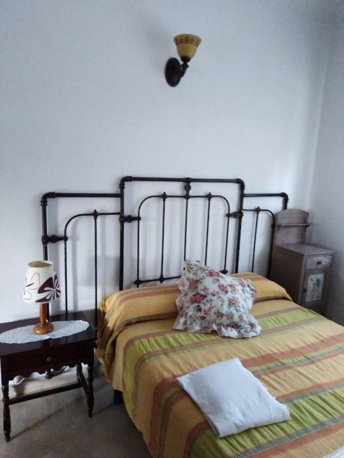 Casas Del Madrono Villa Cazalla de la Sierra Dış mekan fotoğraf
